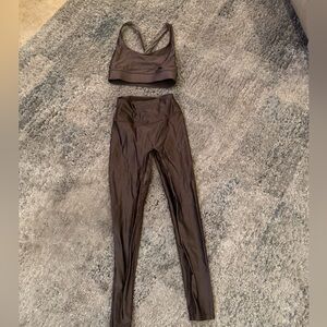 Sleek Brown Leggings and Sports Bra Set